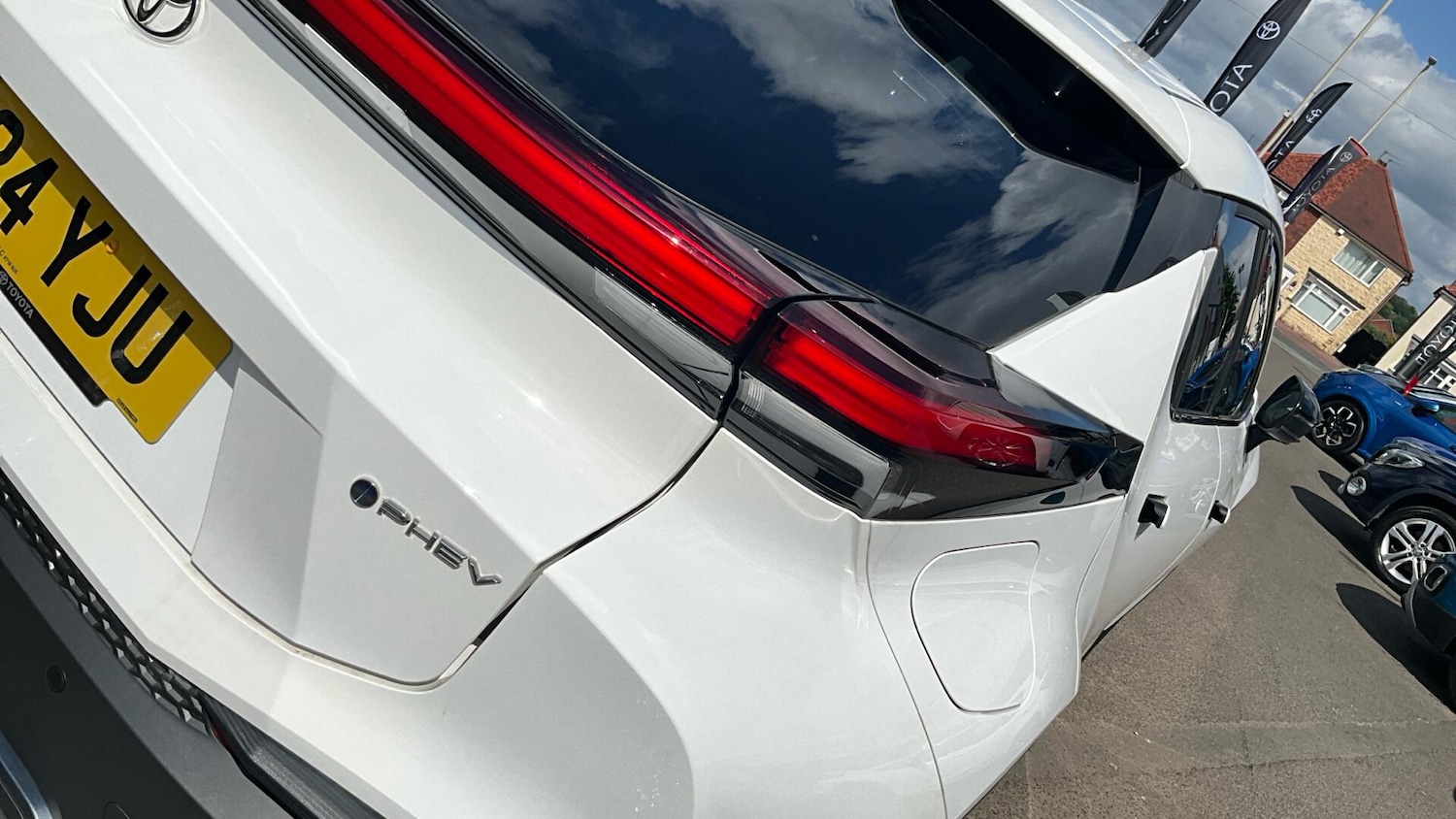 Used Toyota C-HR 2024 for sale - 76632634: Photo 37