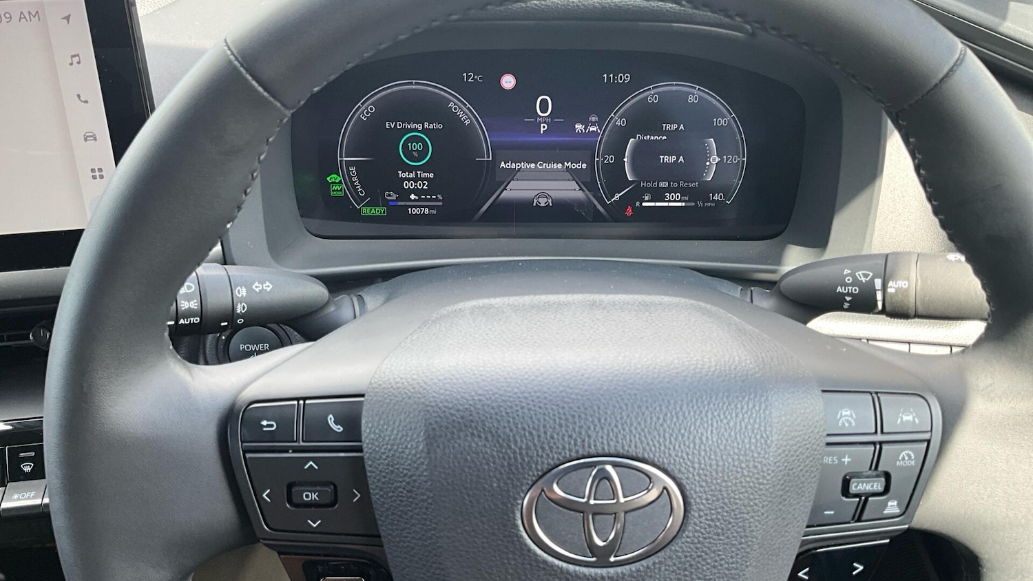 Used Toyota C-HR 2024 for sale - 76632634: Photo 64