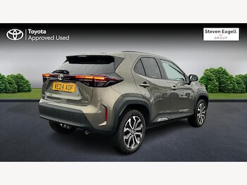 Used Toyota Yaris Cross 2024 for sale - 76121669: Photo 2