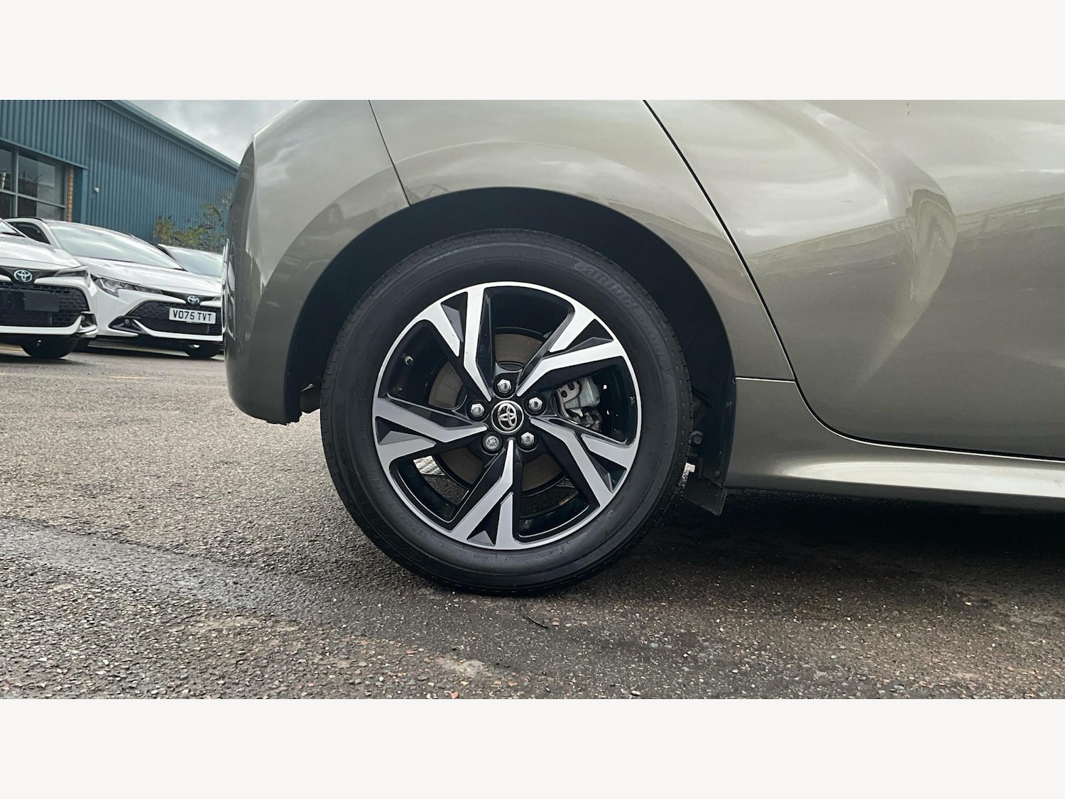 Used Toyota Yaris 2024 for sale - 76408602: Photo 20