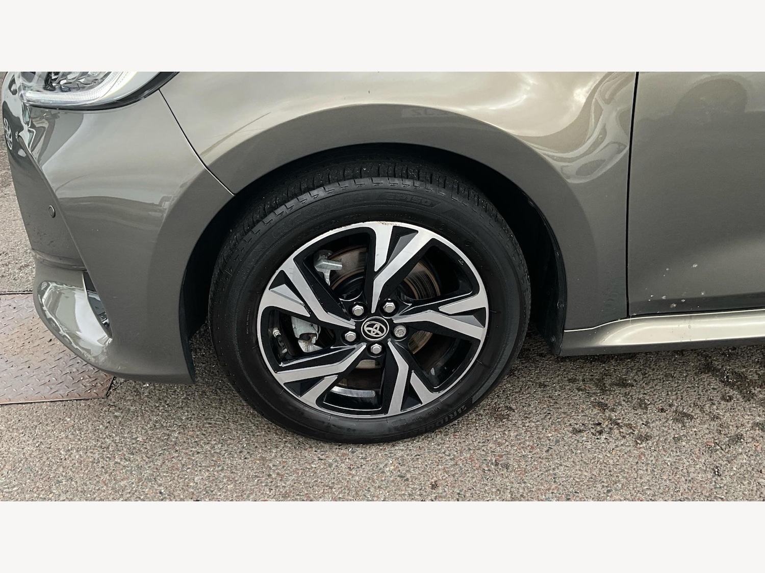 Used Toyota Yaris 2024 for sale - 76408602: Photo 22