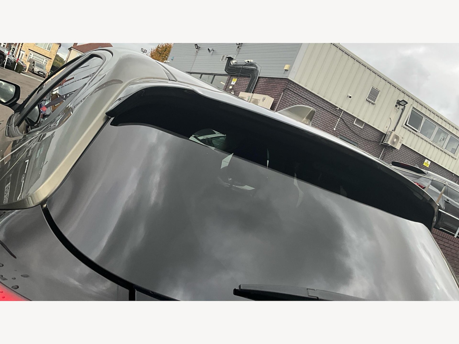 Used Toyota Yaris 2024 for sale - 76408602: Photo 28