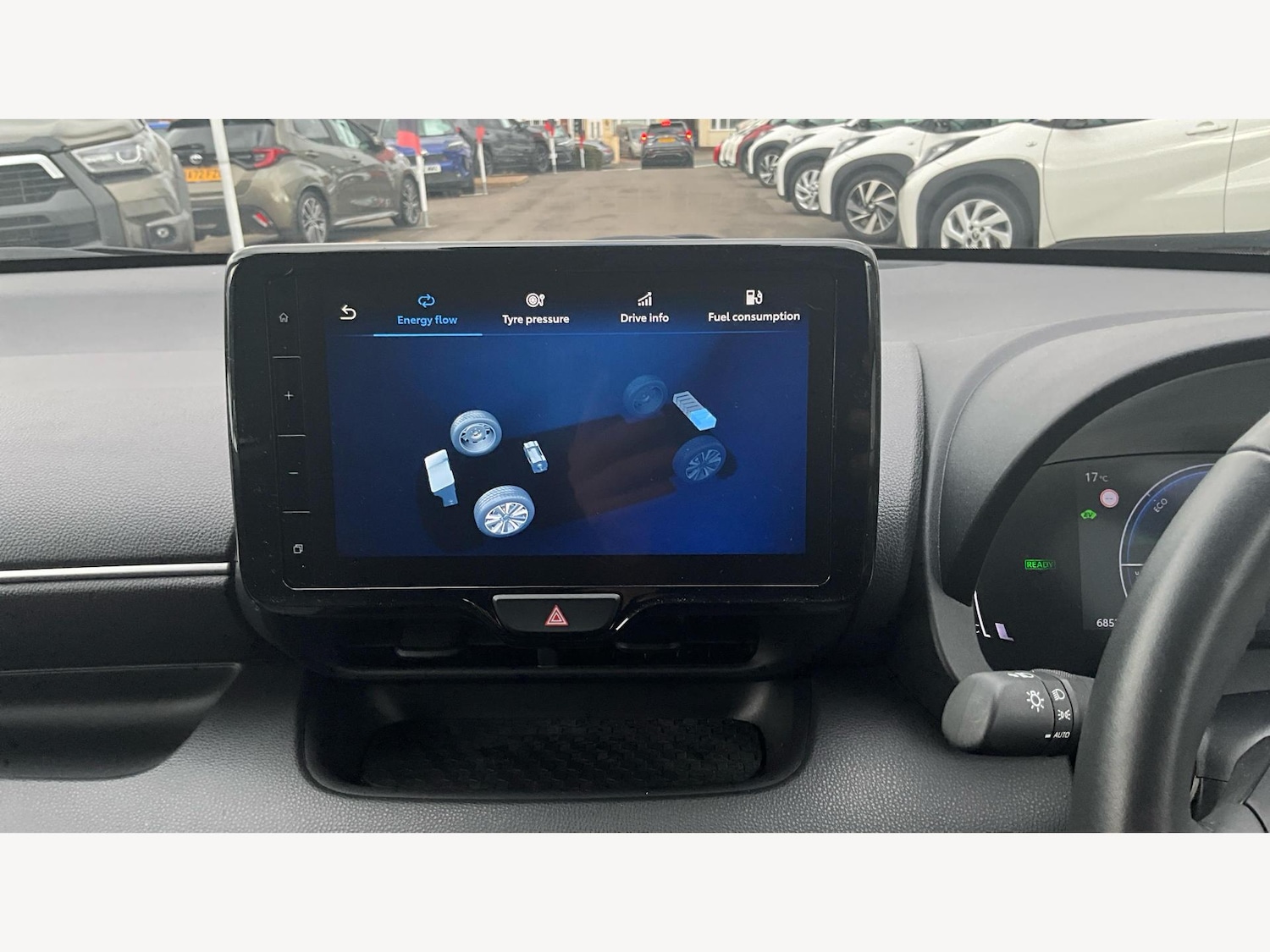 Used Toyota Yaris 2024 for sale - 76408602: Photo 30