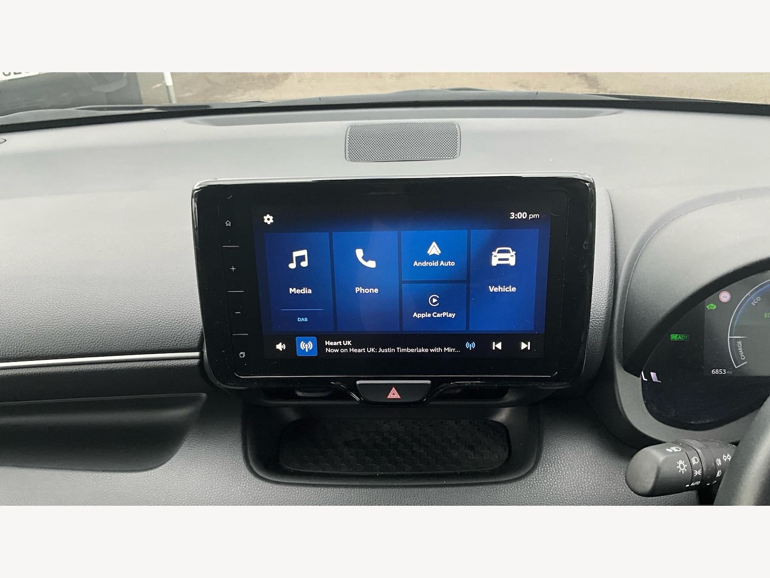 Used Toyota Yaris 2024 for sale - 76408602: Photo 31