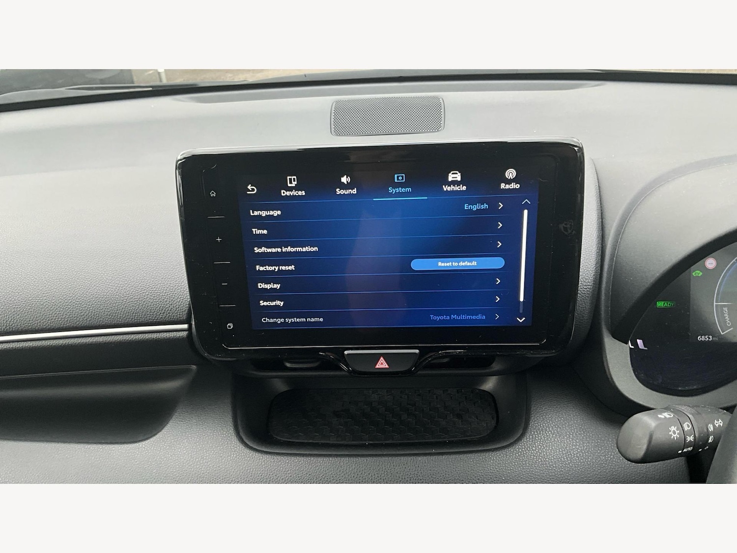 Used Toyota Yaris 2024 for sale - 76408602: Photo 9