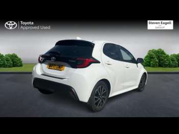 Used Toyota Yaris 2021 for sale - 74597750: Photo