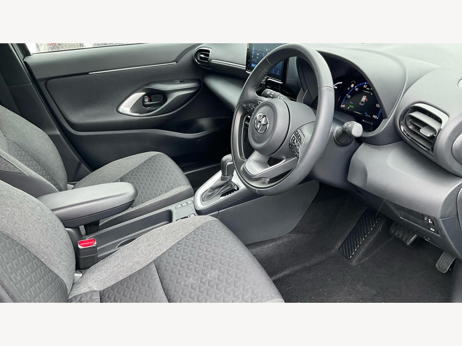 Used Toyota Yaris Cross 2023 for sale - 76446568: Photo 13