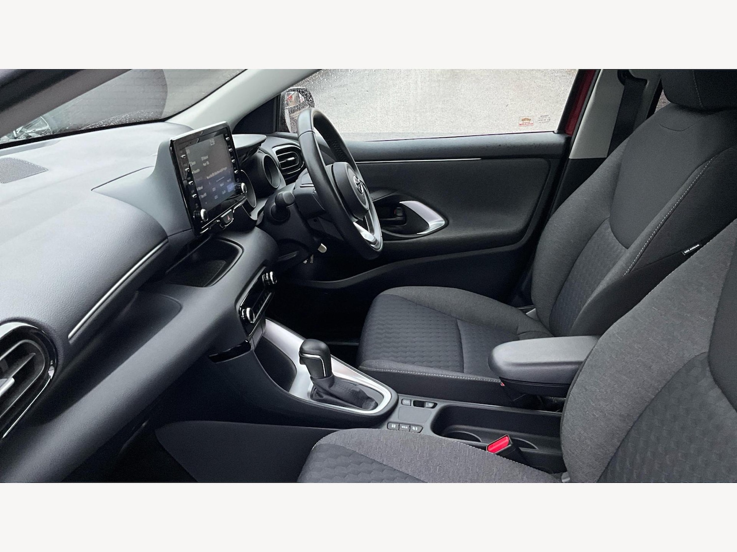 Used Toyota Yaris 2021 for sale - 77359280: Photo 12