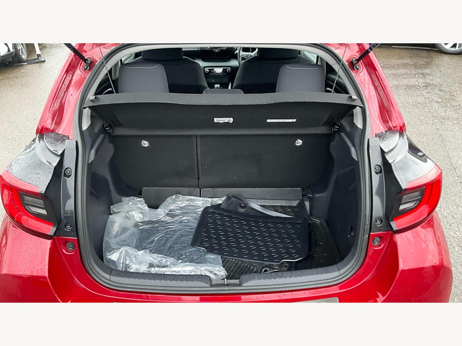 Used Toyota Yaris 2021 for sale - 77359280: Photo 23