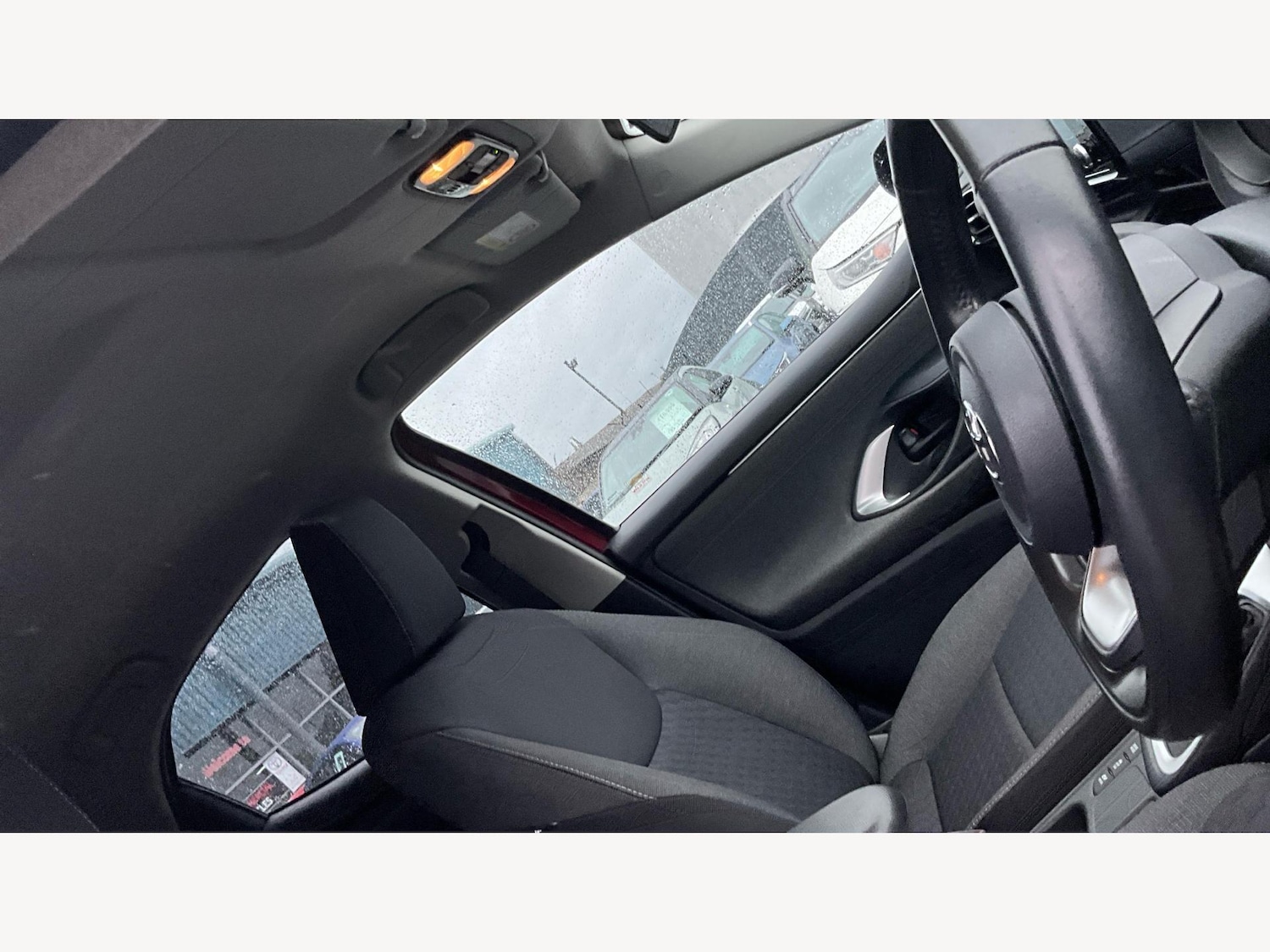 Used Toyota Yaris 2021 for sale - 77359280: Photo 24