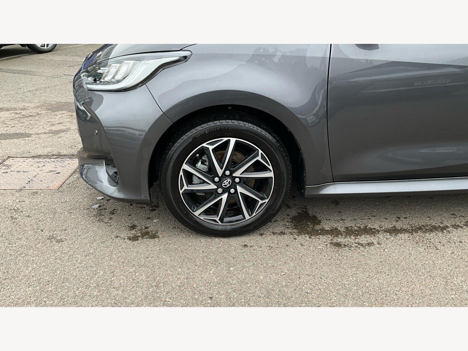 Used Toyota Yaris for sale - 77752993: Photo 22