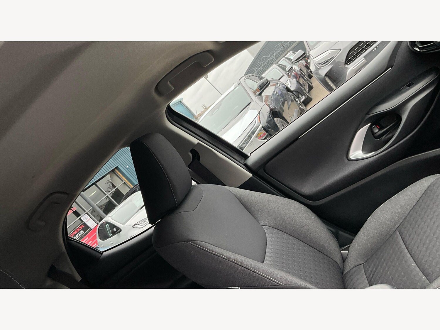 Used Toyota Yaris for sale - 77752993: Photo 24