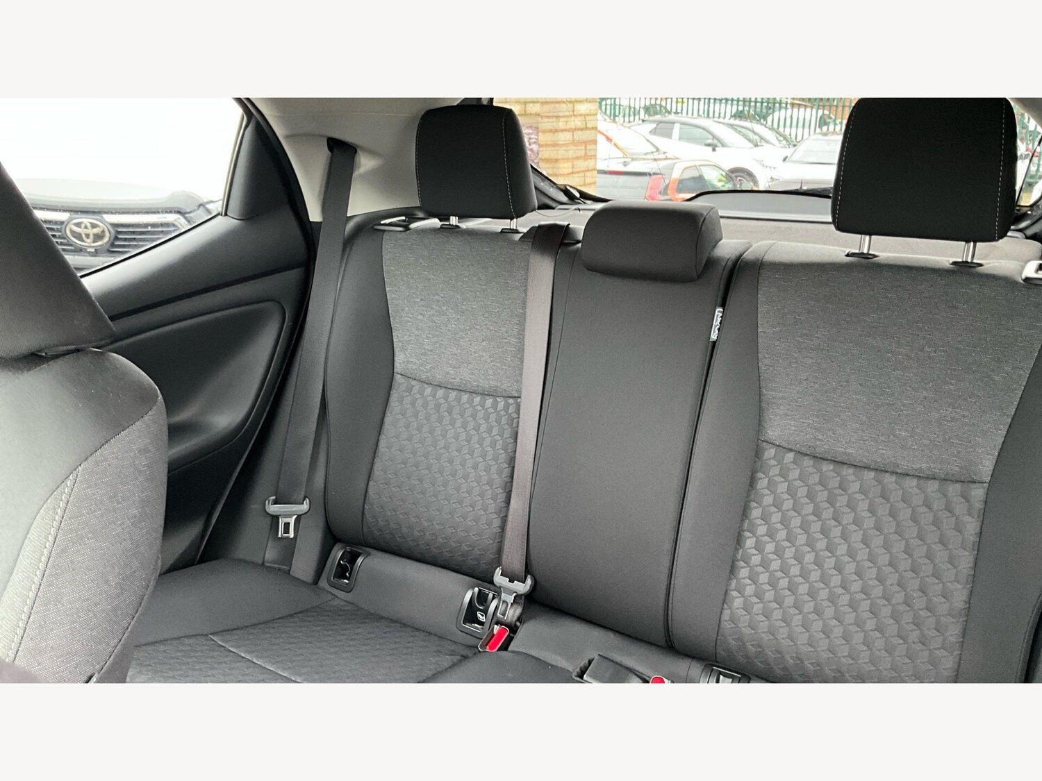 Used Toyota Yaris for sale - 77752993: Photo 26