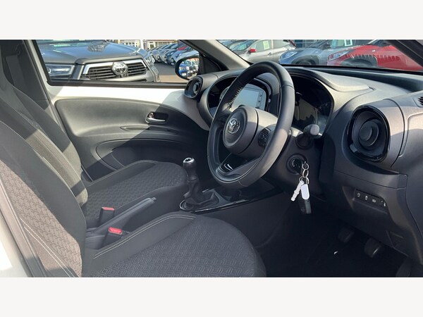 Used Toyota Aygo X 2023 for sale - 75377630: Photo 13