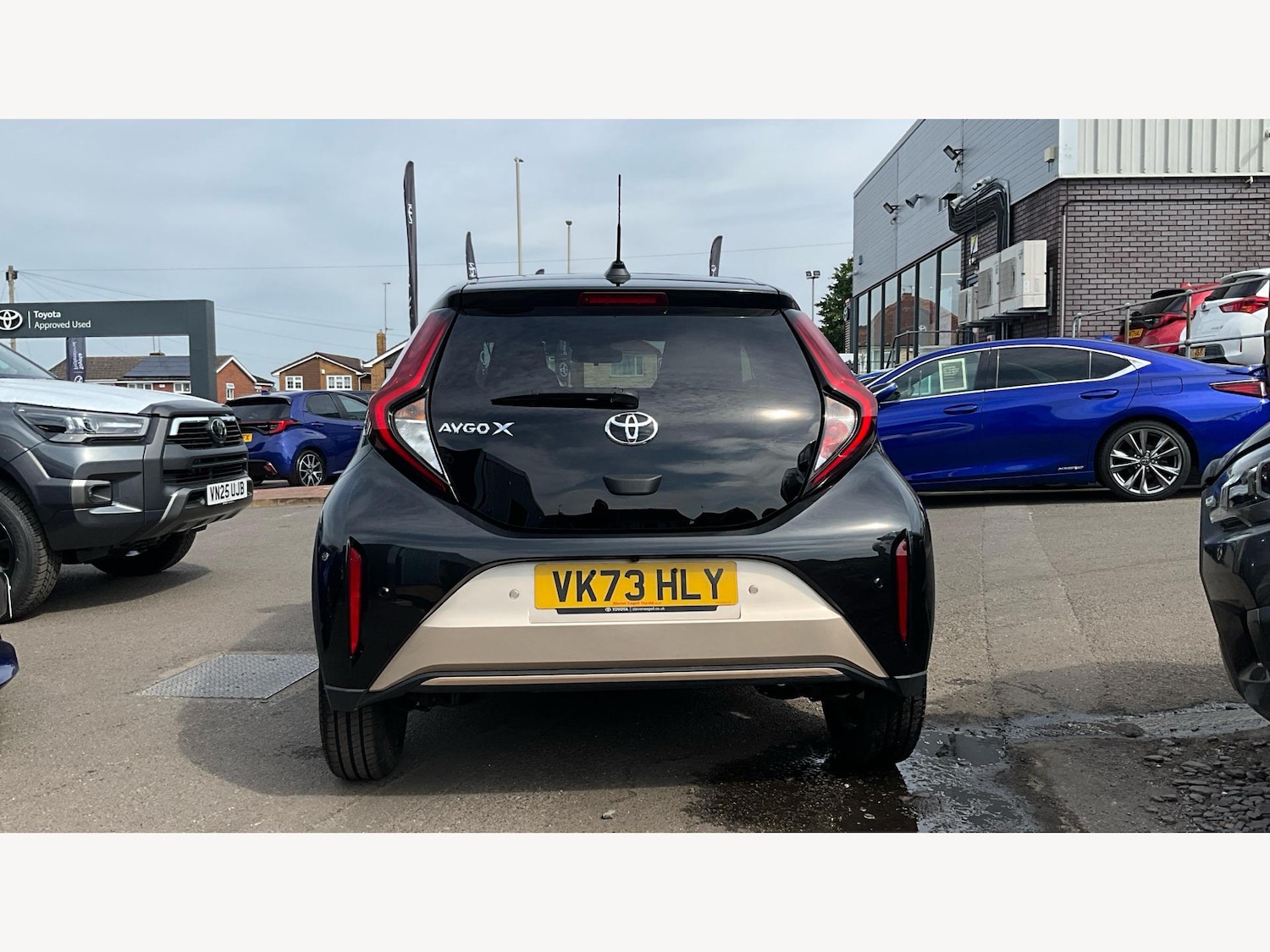 Vehicle 21