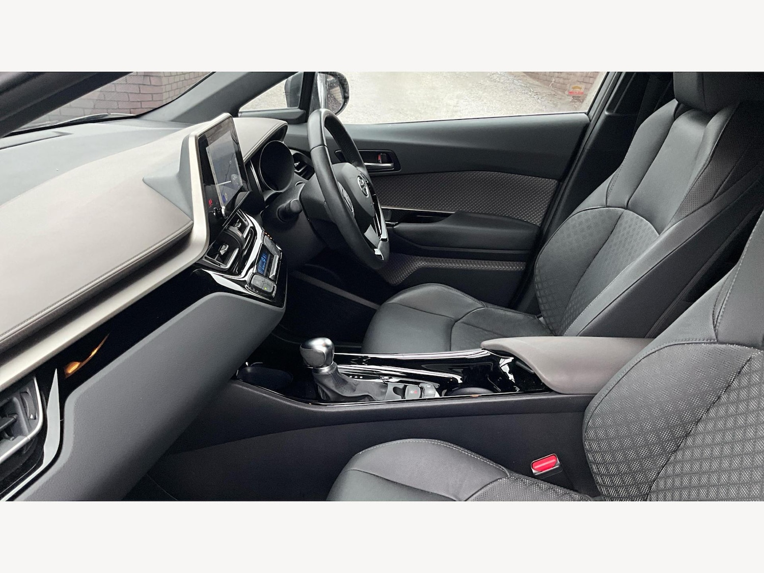 Used Toyota C-HR 2022 for sale - 77238054: Photo 12