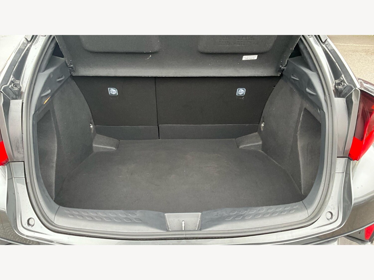 Used Toyota C-HR 2022 for sale - 77238054: Photo 23