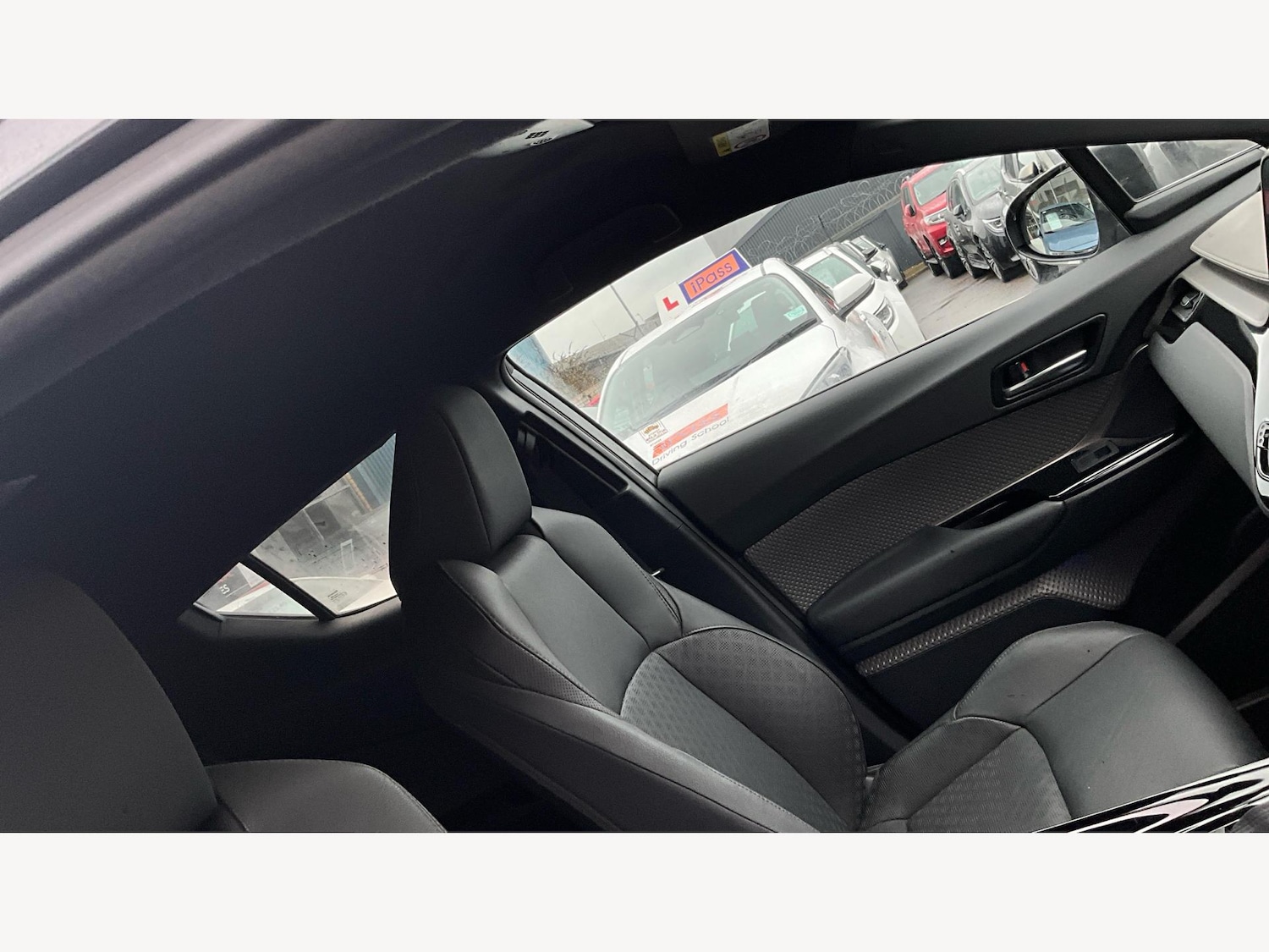 Used Toyota C-HR 2022 for sale - 77238054: Photo 24