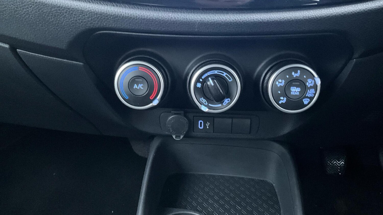 Used Toyota Aygo X for sale - 77587147: Photo 38