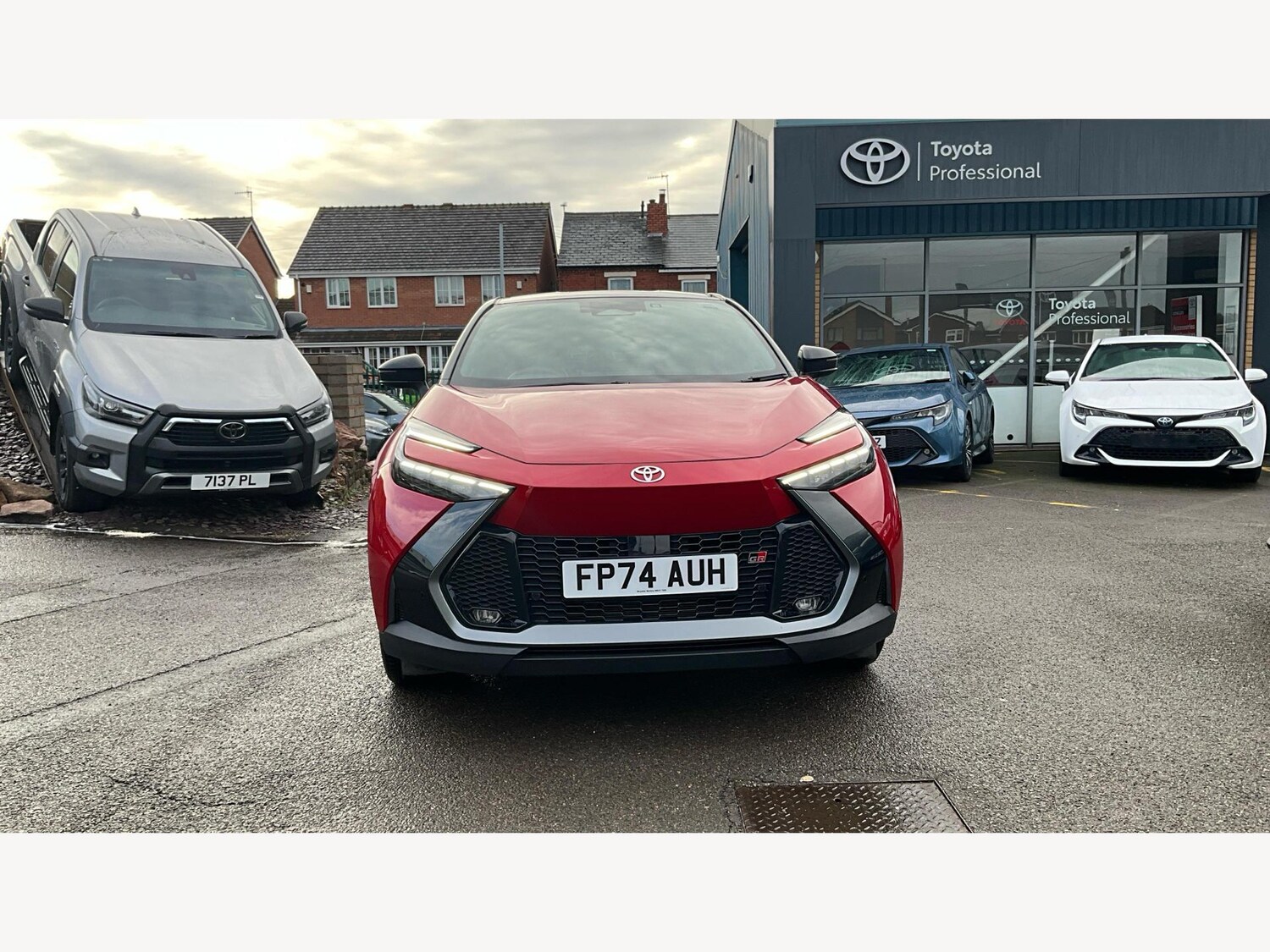 Used Toyota C-HR 2024 for sale - 77049876: Photo 17