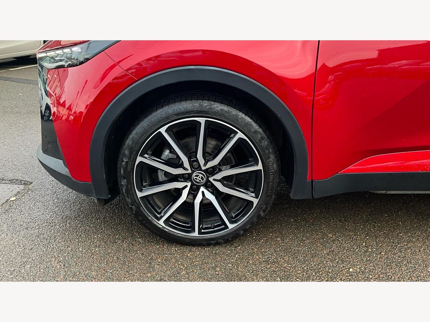 Used Toyota C-HR 2024 for sale - 77049876: Photo 22