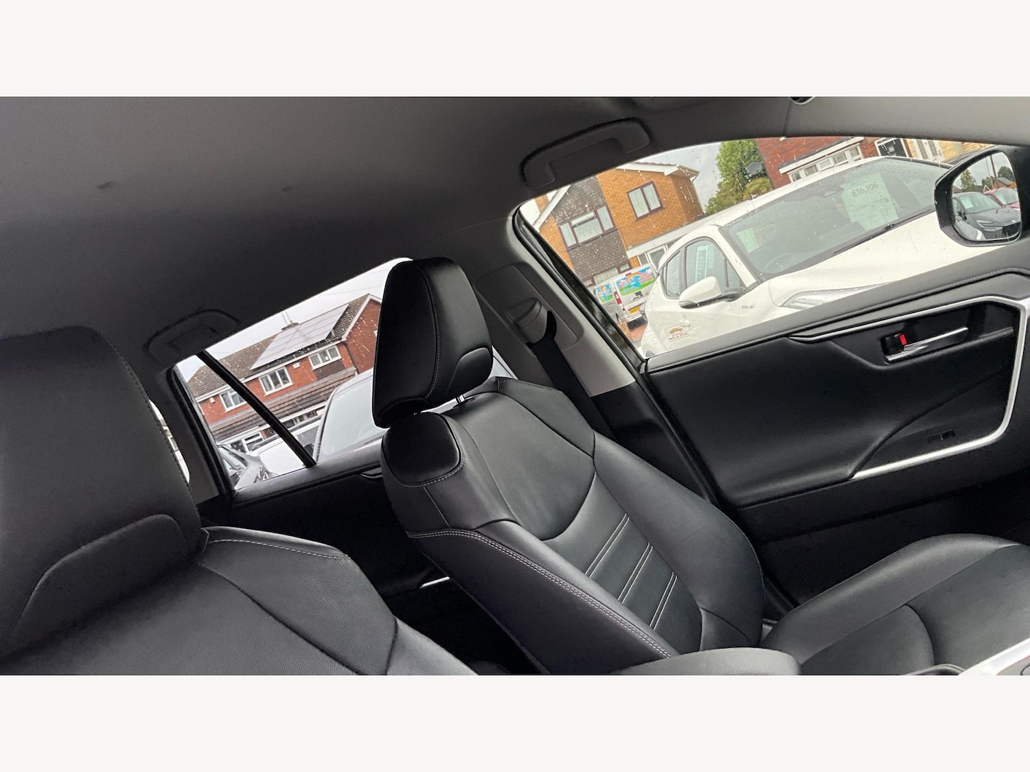 Used Toyota RAV4 2021 for sale - 76174630: Photo 24