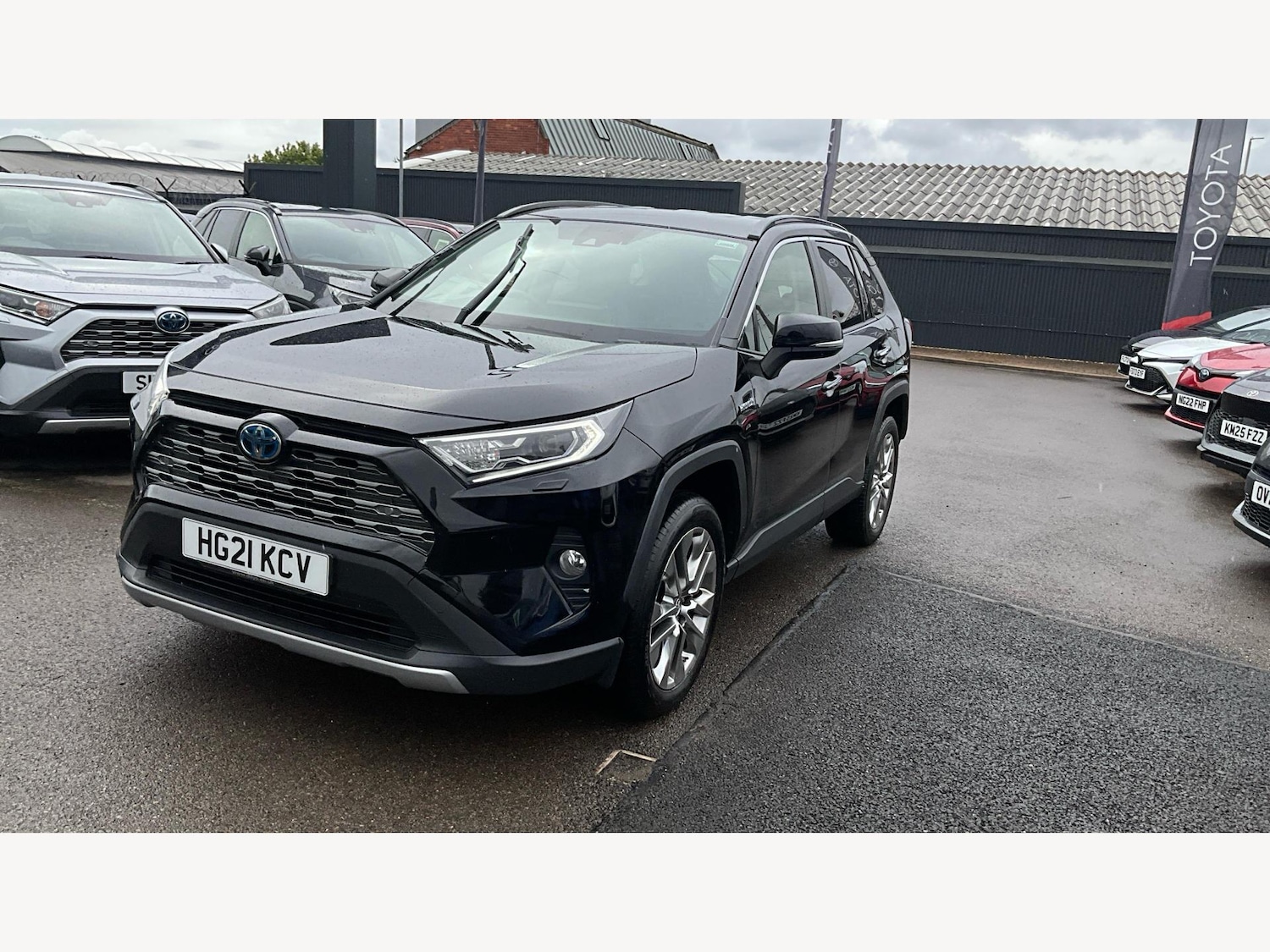 Used Toyota RAV4 2021 for sale - 76174630: Photo 42