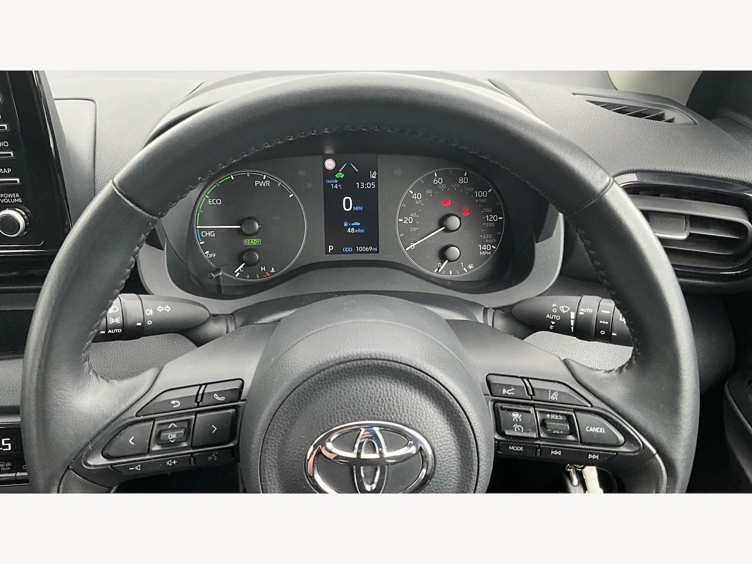 Used Toyota Yaris 2024 for sale - 76408491: Photo 11
