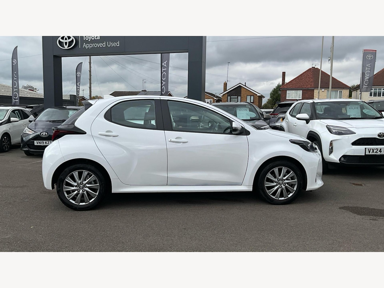 Used Toyota Yaris 2024 for sale - 76408491: Photo 18