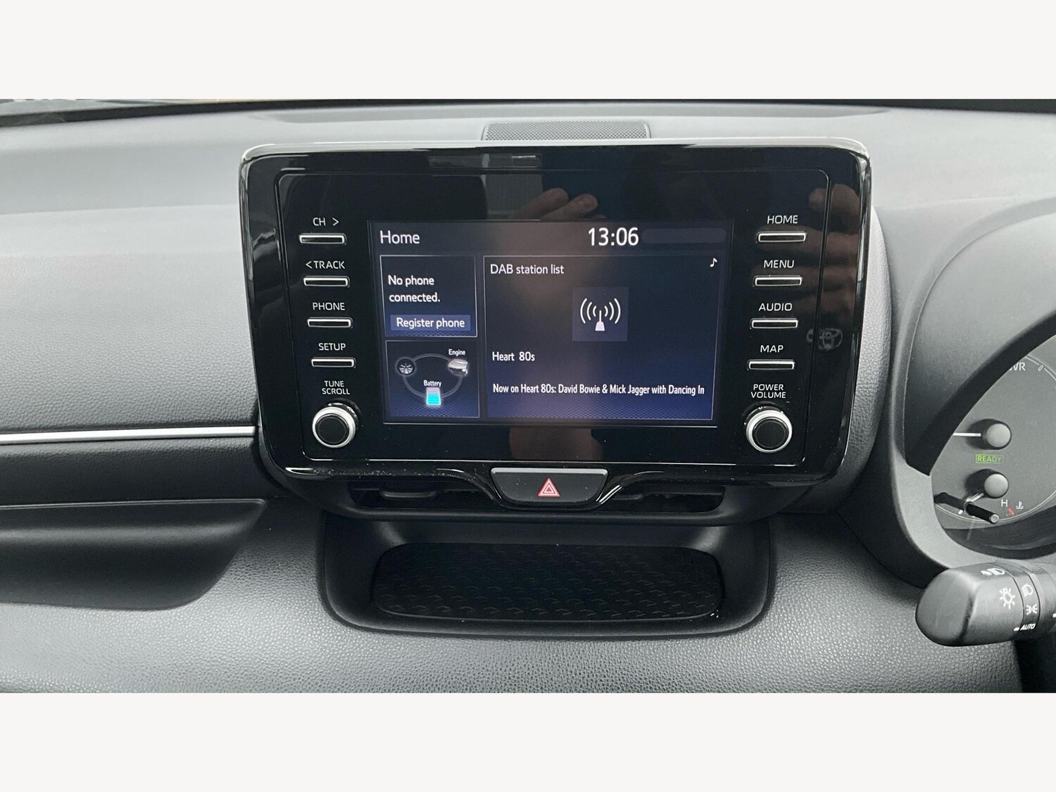 Used Toyota Yaris 2024 for sale - 76408491: Photo 34