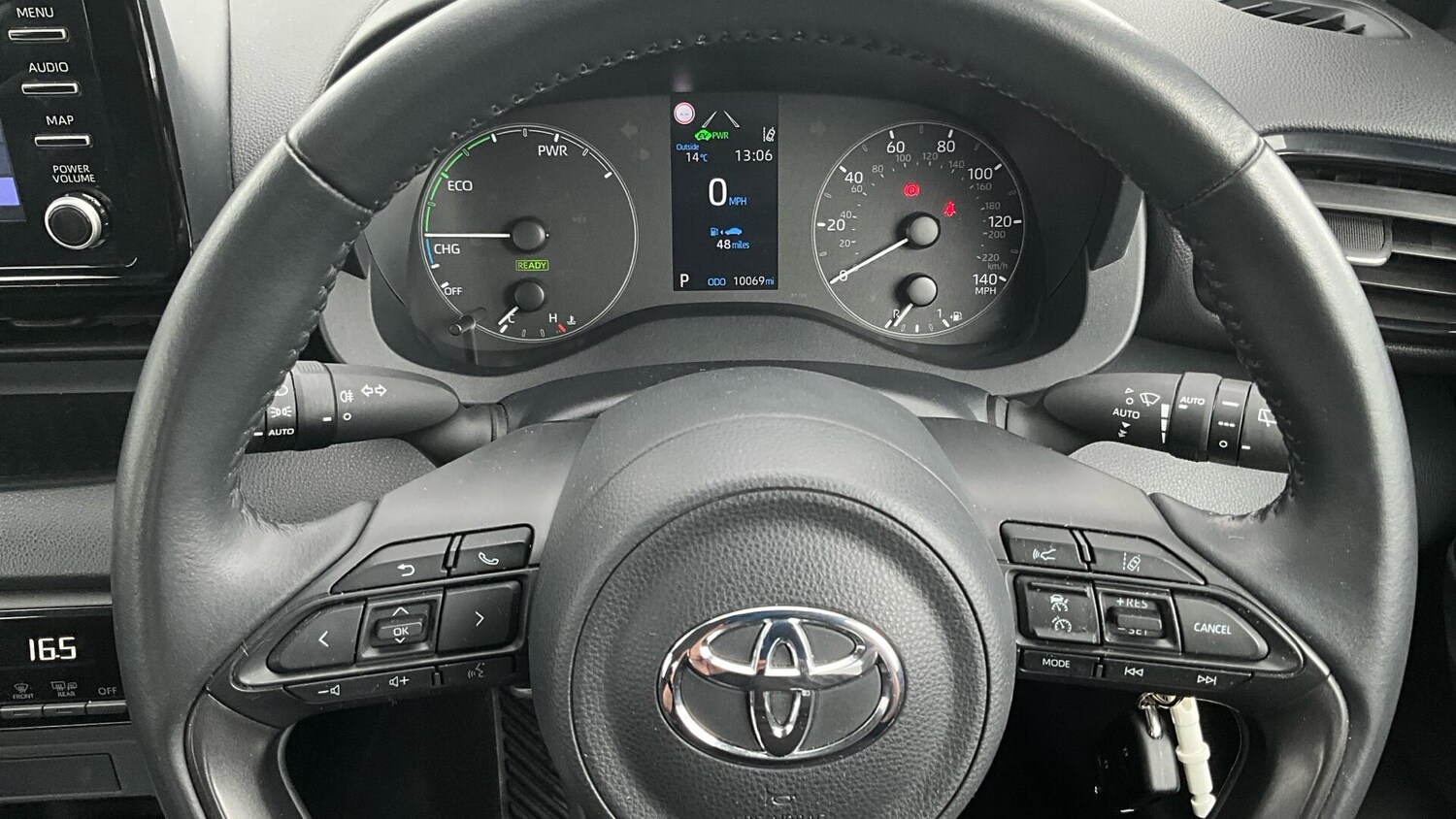 Used Toyota Yaris 2024 for sale - 76408491: Photo 38