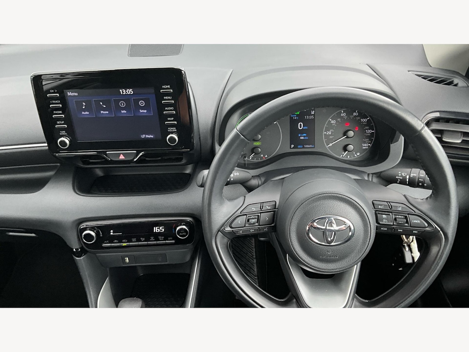 Used Toyota Yaris 2024 for sale - 76408491: Photo 8