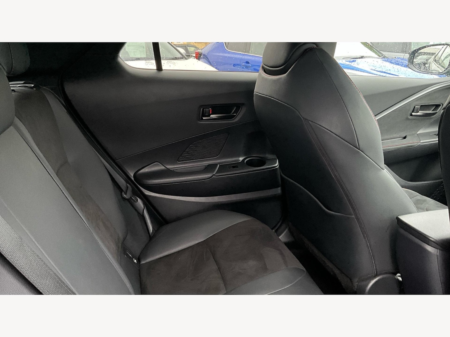 Used Toyota C-HR 2023 for sale - 76042093: Photo 14