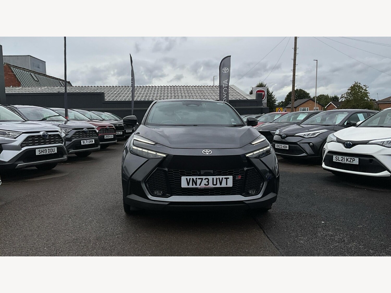 Used Toyota C-HR 2023 for sale - 76042093: Photo 17