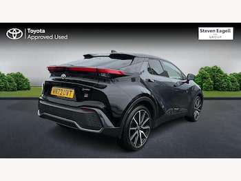 Used Toyota C-HR 2023 for sale - 76042093: Photo 2