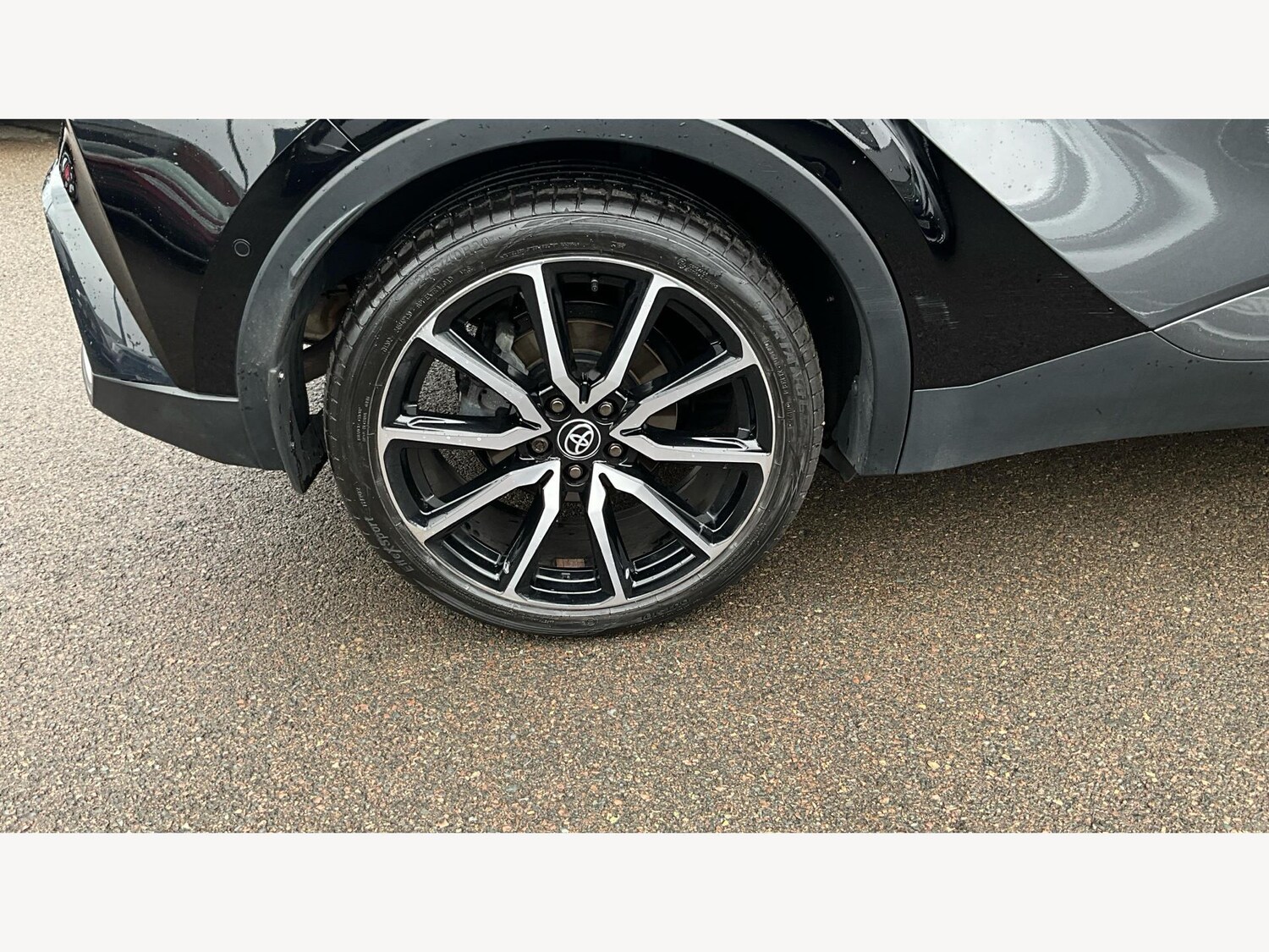 Used Toyota C-HR 2023 for sale - 76042093: Photo 34