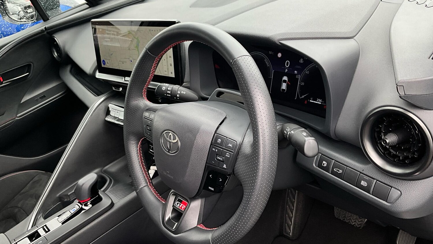Used Toyota C-HR 2023 for sale - 76042093: Photo 46