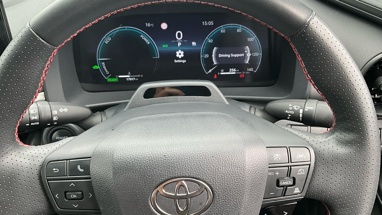 Used Toyota C-HR 2023 for sale - 76042093: Photo 66