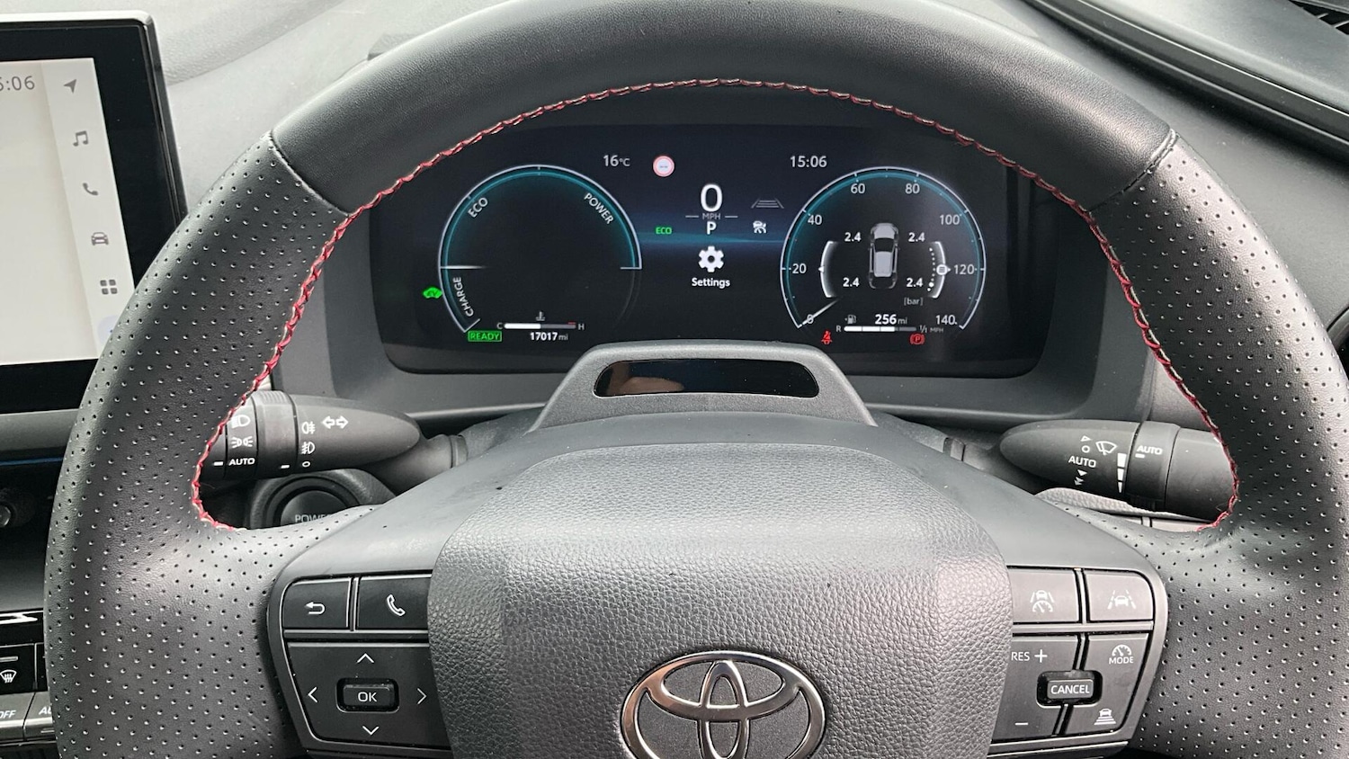 Used Toyota C-HR 2023 for sale - 76042093: Photo 71