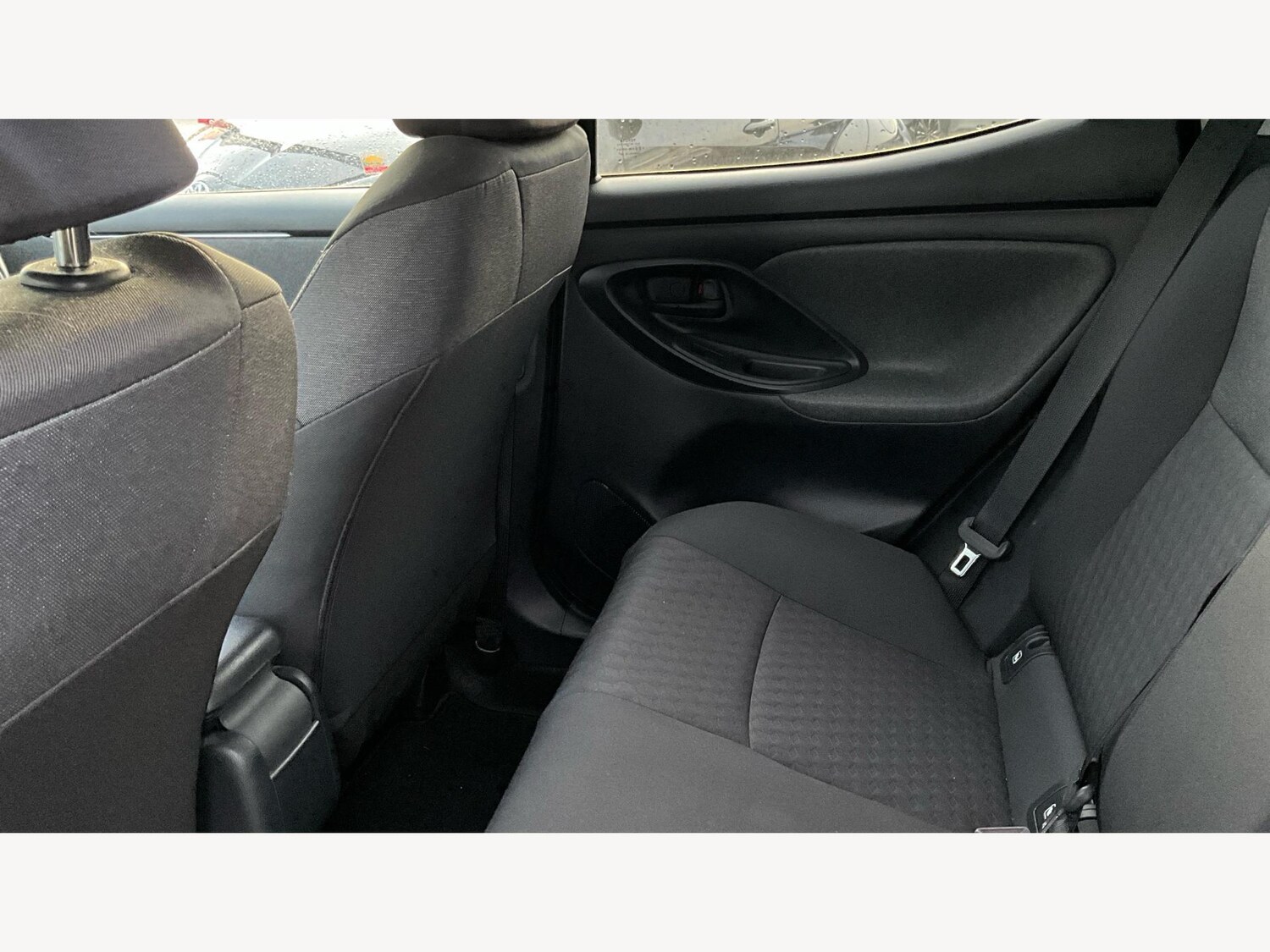 Used Toyota Yaris 2021 for sale - 76689730: Photo 15