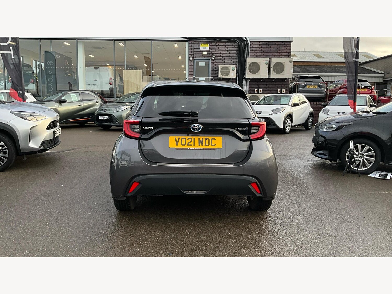 Used Toyota Yaris 2021 for sale - 76689730: Photo 21