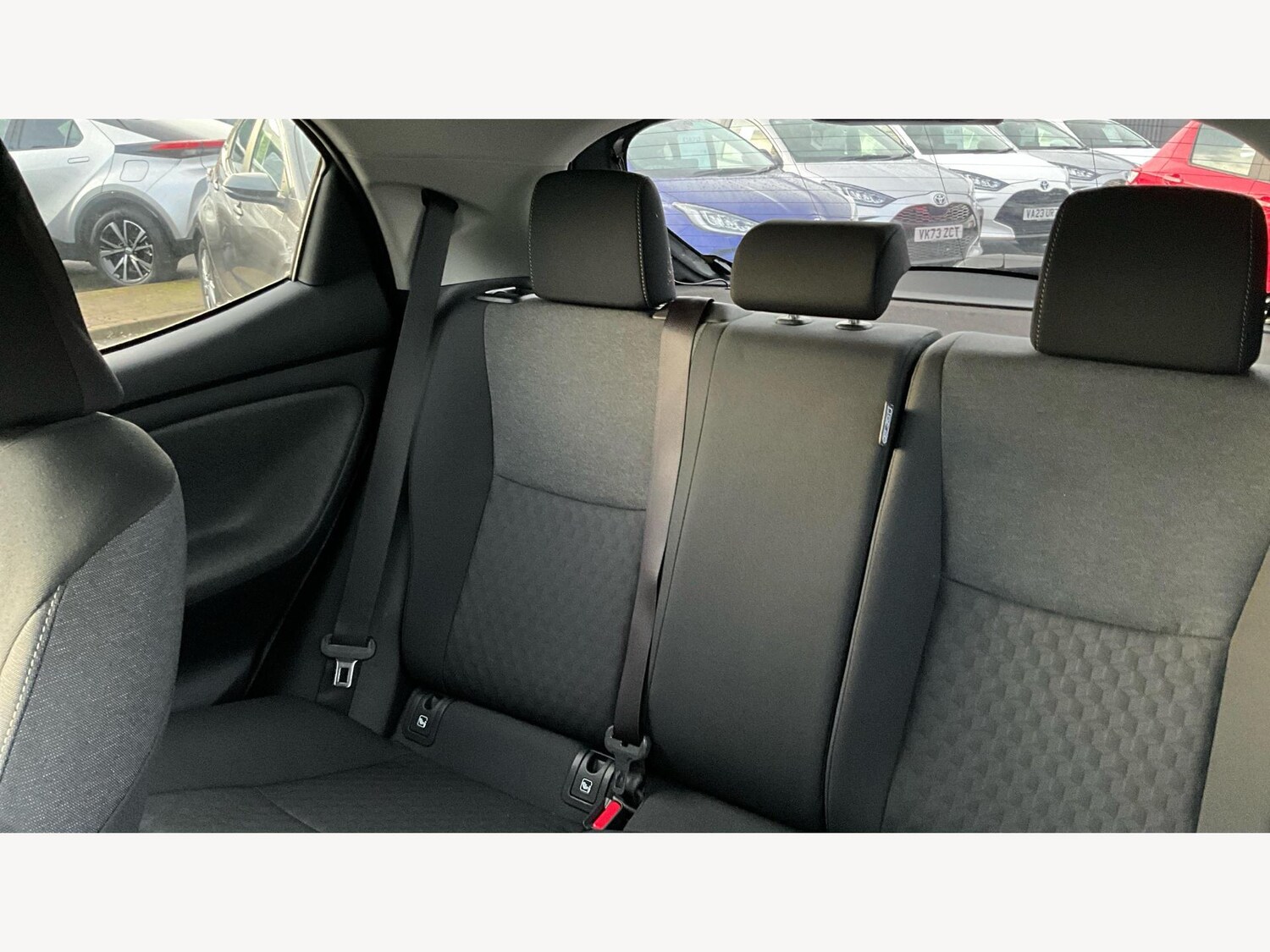 Used Toyota Yaris 2021 for sale - 76689730: Photo 25