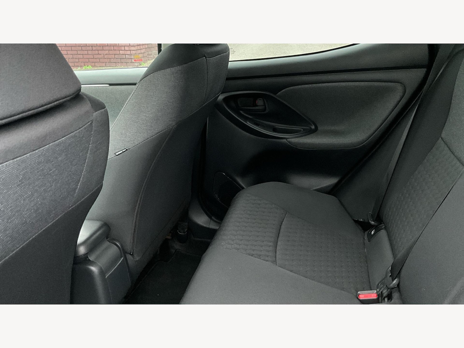 Used Toyota Yaris 2021 for sale - 77343963: Photo 15