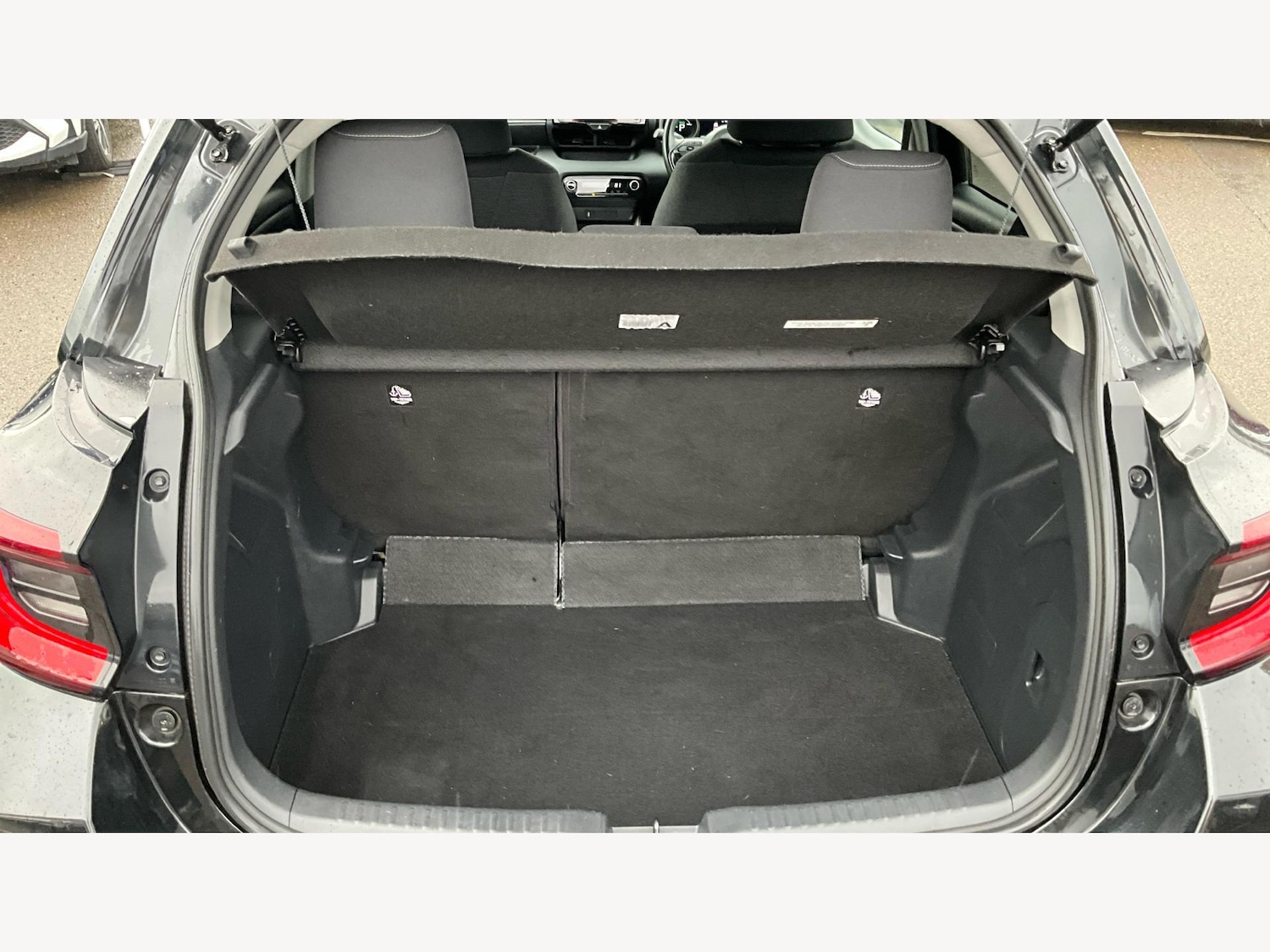 Used Toyota Yaris 2021 for sale - 77343963: Photo 23