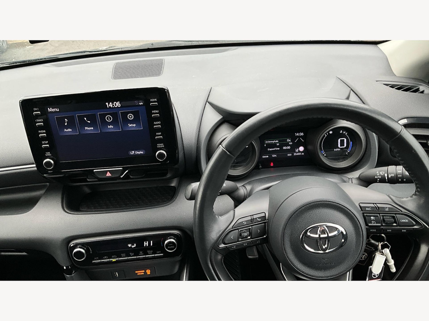Used Toyota Yaris 2021 for sale - 77343963: Photo 8
