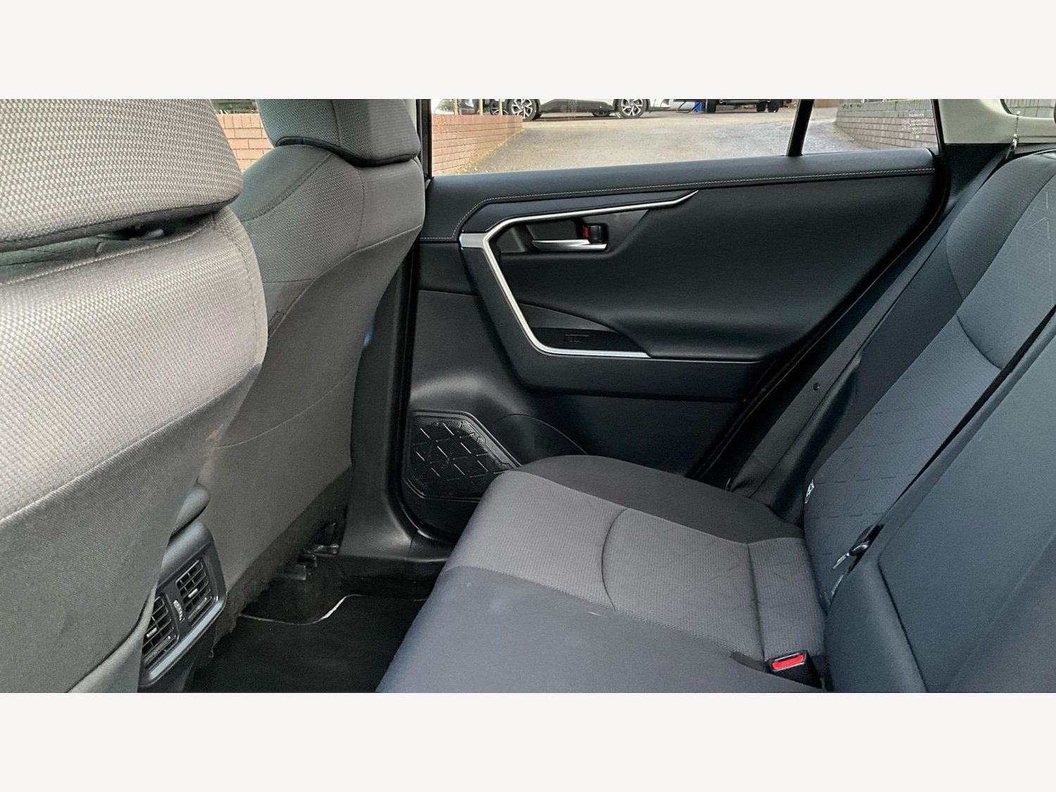 Used Toyota RAV4 2019 for sale - 77131893: Photo 15