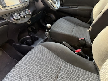 Used Toyota Yaris 2014 for sale - 78509028: Photo