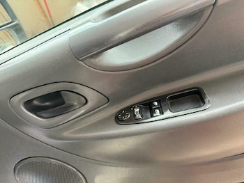 Used Peugeot Expert Tepee 2013 for sale - 78306380: Photo