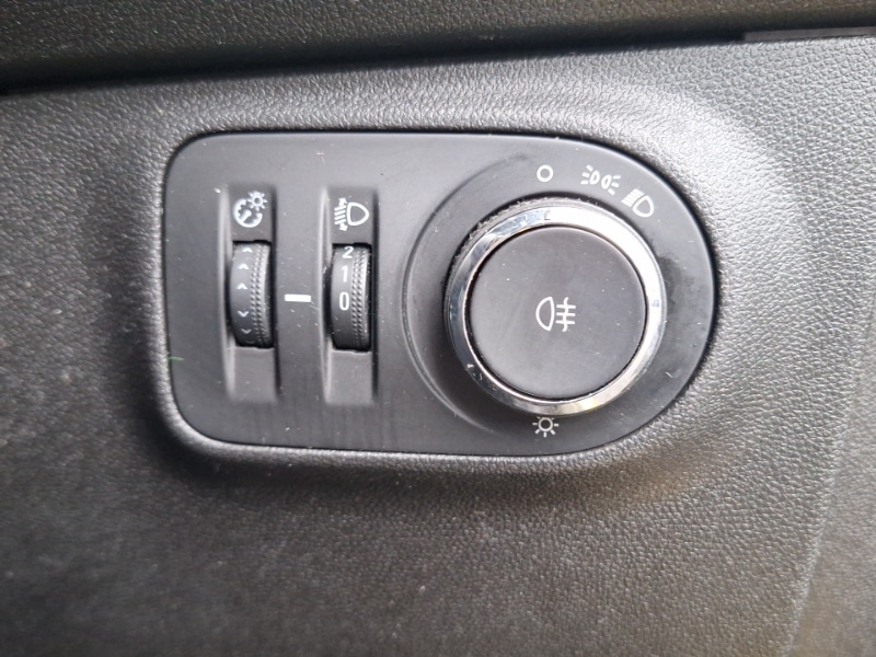 Used Vauxhall ADAM 2017 for sale - 76707747: Photo 14