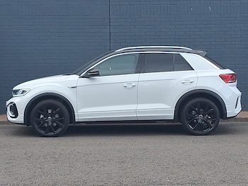 Used Volkswagen T-Roc 2025 for sale - 75501034: Photo
